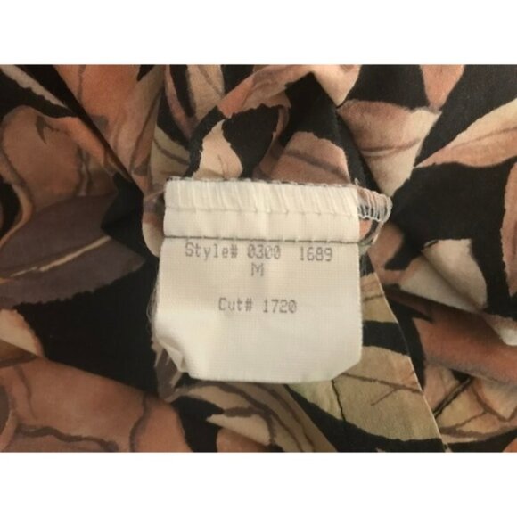 TORI RICHARD Short Sleeve Shirt Sz Medium Hawaiian Cotton Lawn Black Tan Floral - Picture 8 of 8